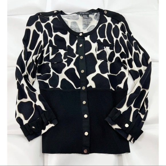 Etcetera Sz M Women Black Giraffe Print Cardigan Sweater Gold Button Color Block - Picture 1 of 8